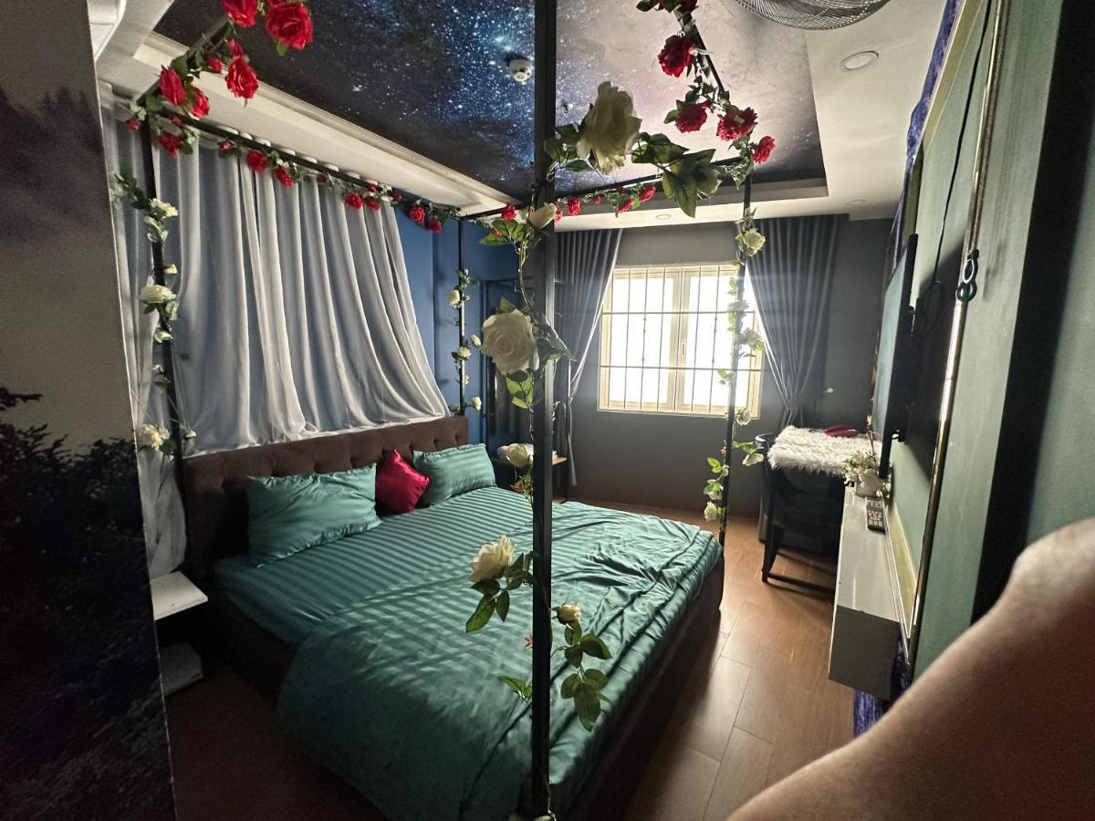 Hotel Khach San Tinh Yeu Thành Pho Ho Chí Minh Esterno foto