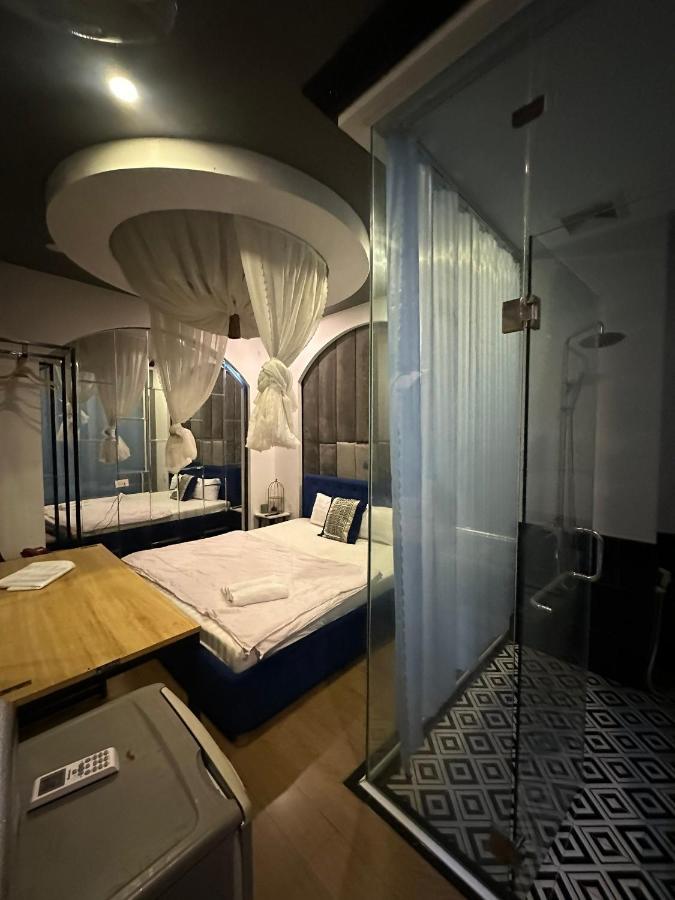 Hotel Khach San Tinh Yeu Thành Pho Ho Chí Minh Esterno foto
