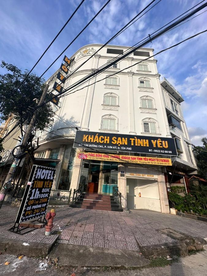 Hotel Khach San Tinh Yeu Thành Pho Ho Chí Minh Esterno foto