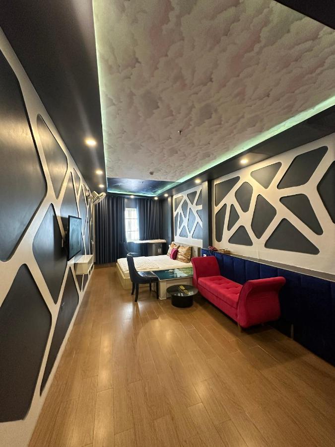 Hotel Khach San Tinh Yeu Thành Pho Ho Chí Minh Esterno foto